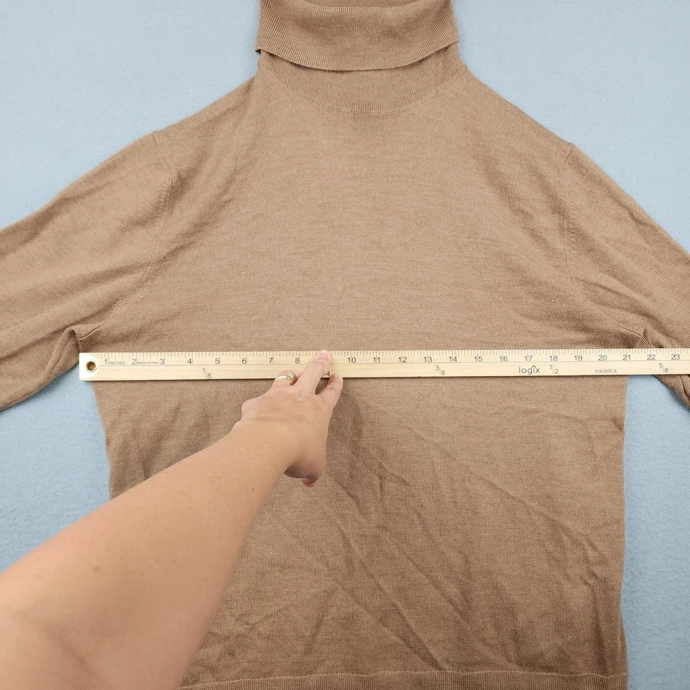 Banana Republic Sweater Mens Large Beige Merino Wool Turtleneck Knit Pullover